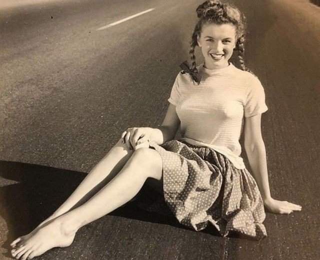 Юная Мэрилин Монро, 1947 год.