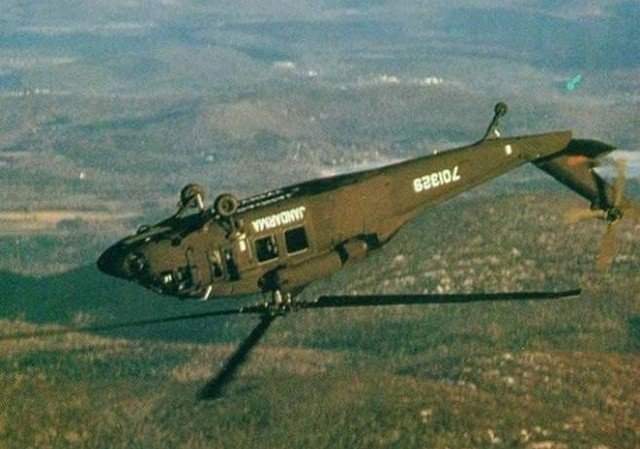 Турки впервые выполнили &quot;мёртвую петлю&quot; на вертолёте «Блэкхок». 1983г.