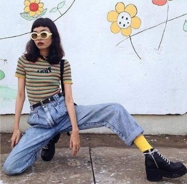 Модница в 90-х.