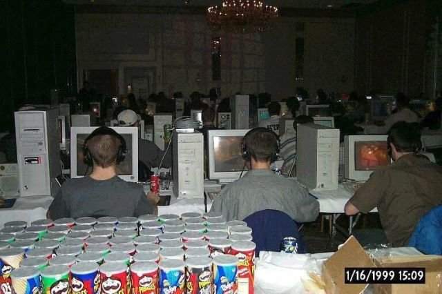 Компьютерный клуб, 1999 год.