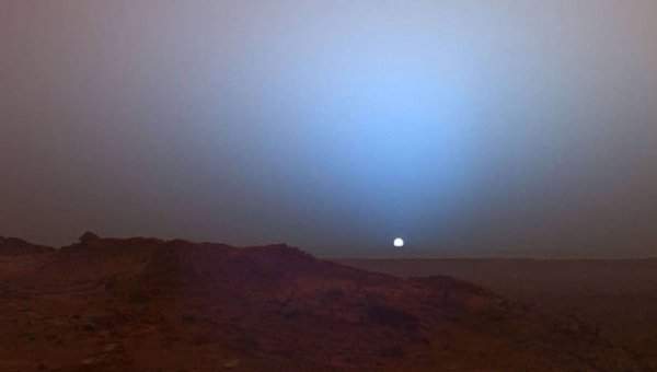Закат. Марс, 15 апреля 2015 года.