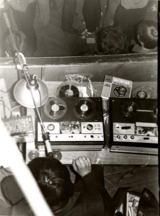 Диджей на дискотеке, 1980–е годы, СССР