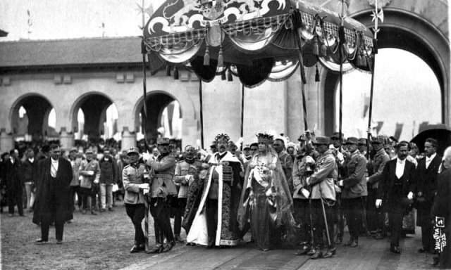 Церемония коронации Фердинанда I и Марии Эдинбургской на объеденный Румынский престол, Алба-Юлия 1922 год