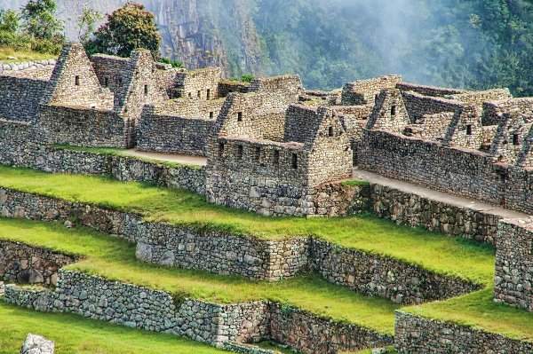 Террасы и постройки Мачу-Пикчу