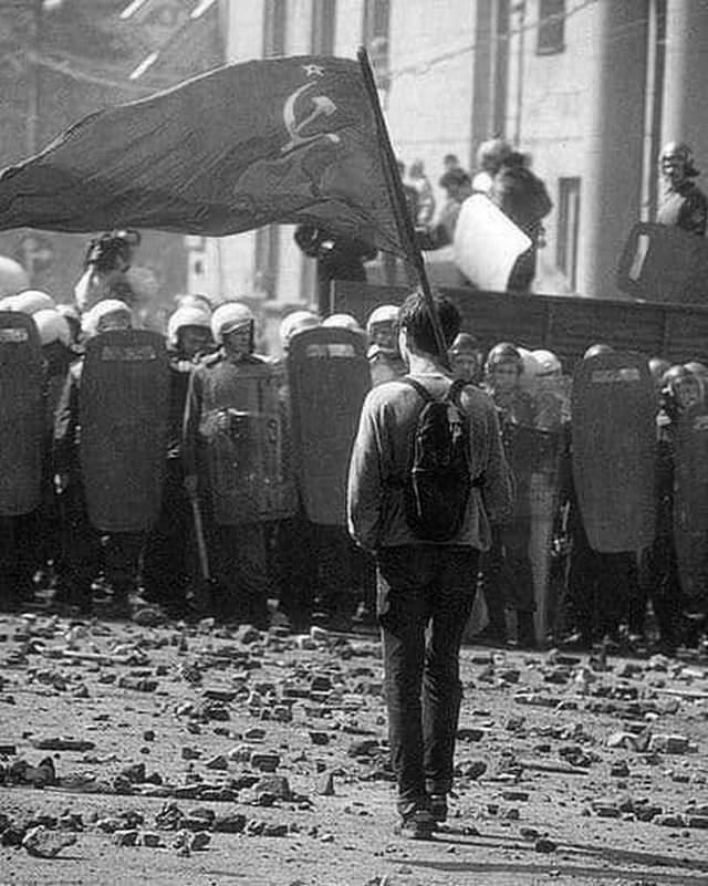 На митинге против развала СССР.Москва, 1993 год.