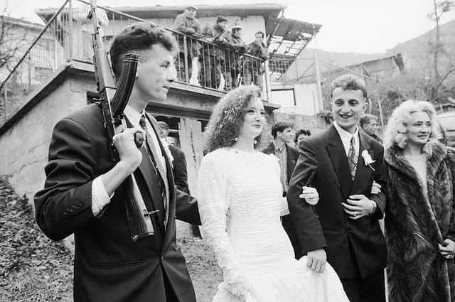 Свадьба во время Боснийской войны, Республика Босния и Герцеговина, 1995 год.