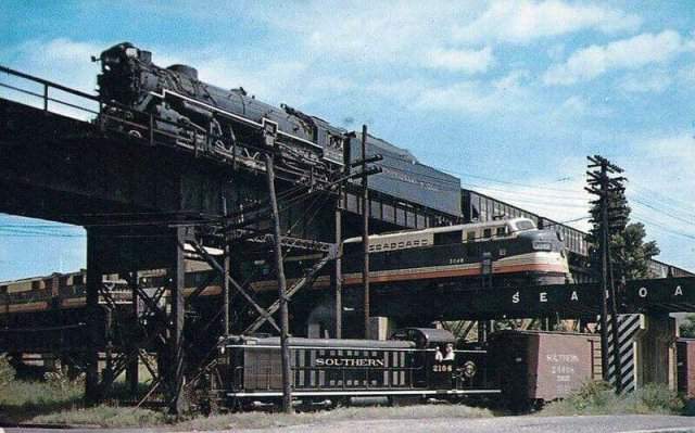 Трёхуровневое пересечение железных дорог в г. Ричмонд, штат Вирджиния, США, 1950 г.