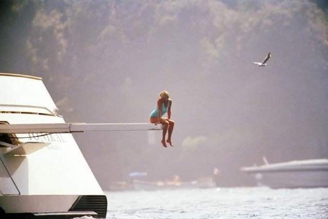 Принцесса Диана на яхте, 1997 г.