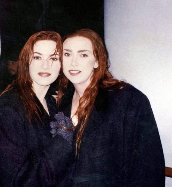 Кейт Уинслет и её двойник на съёмках «Титаника»