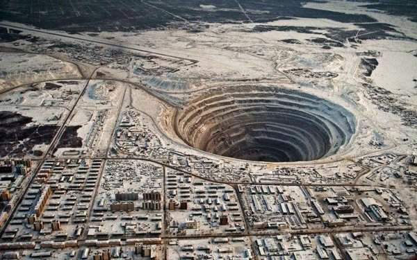 Подземный рудник «Мир» в Якутии