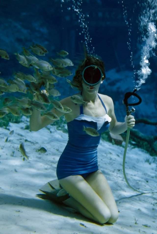 Подводное плавание в Вики-Вачи-Спрингс, Флорида, 1955 год.