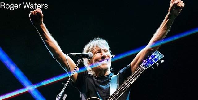 Лидер Pink Floyd Роджер Уотерс послал Марка Цукерберга с его просьбой