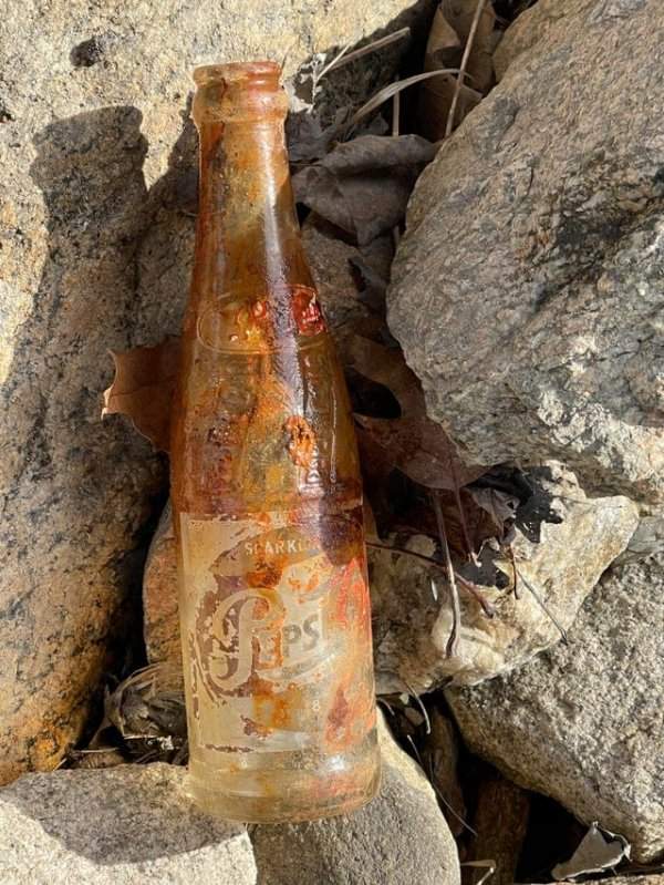 Эта бутылка Пепси 1930-х годов, которую я нашёл сегодня во время раскопок