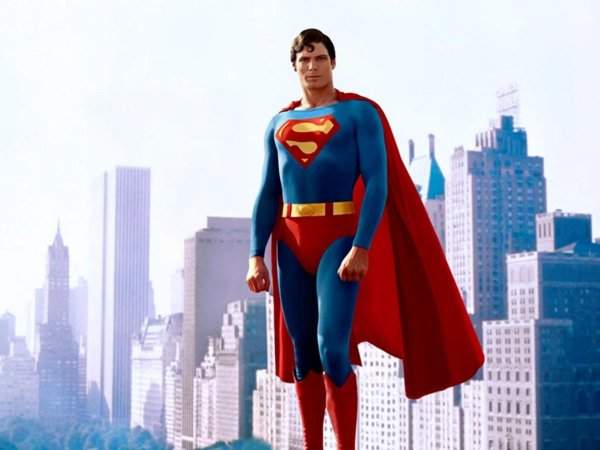Костюм Супермена из одноимённого фильма 1978 года