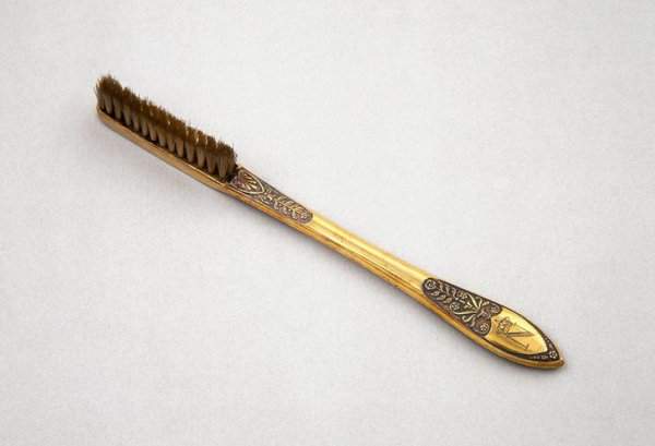 Зубная щетка Наполеона, XVIII в.
