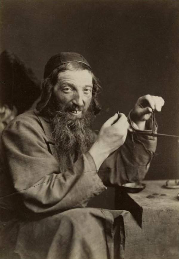 Ювелир, ростовщик. Каменец–Подольский, примерно 1870–1880–е гг.