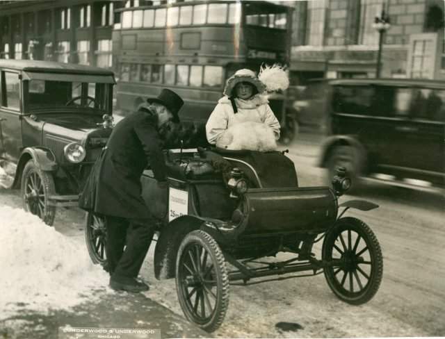 Oldsmobile на Мичиган-авеню, 1900 год.