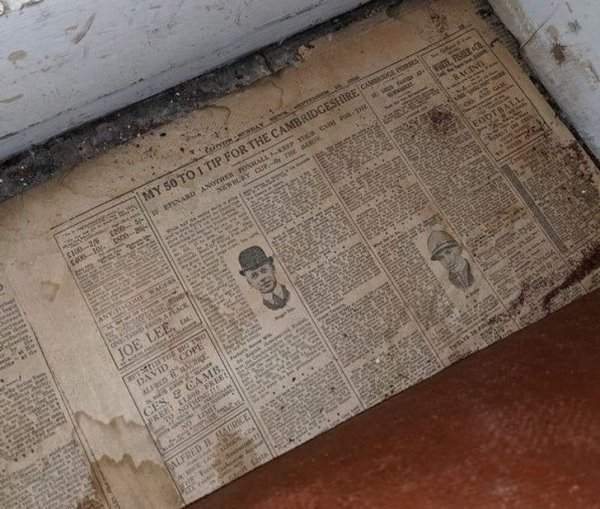 Под половицами нашего дома обнаружилась газета из 1928-го