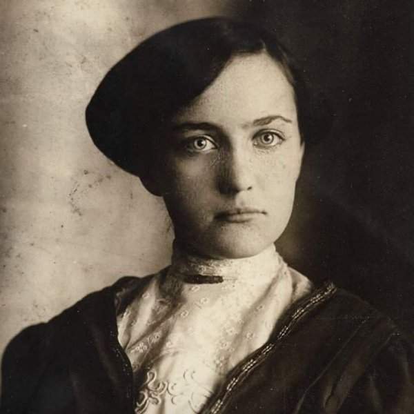 «Моя прабабушка в 1917 году»