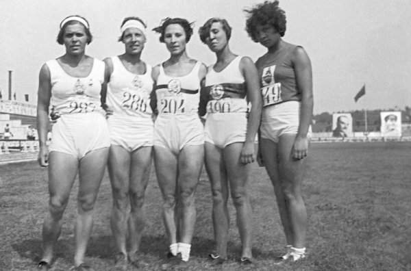 Чемпионки в легкой атлетике, 1938