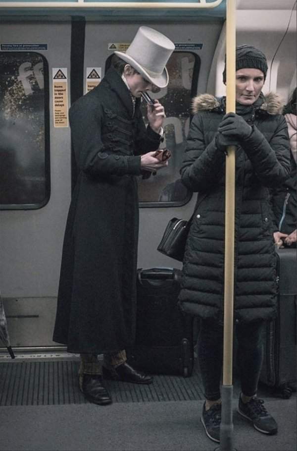 Обычный день в лондонском метро