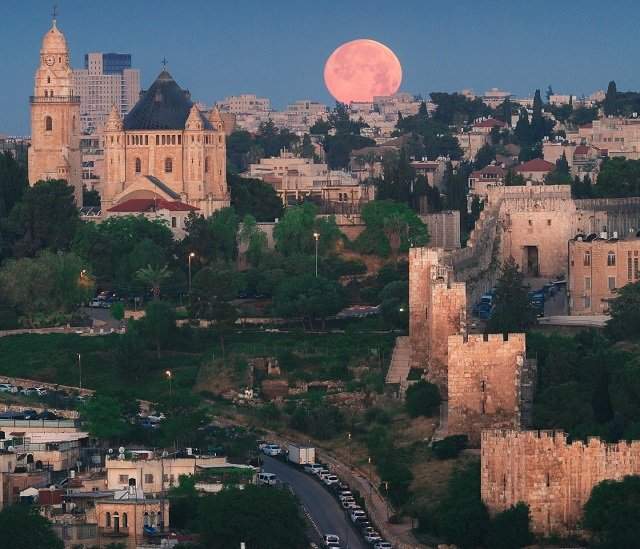 Пейзажи в Иерусалиме бывают весьма живописными