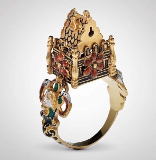 Обручальное кольцо. Домик с откидной крышей, возможно, символизирует супружескую жизнь. США, XIX век