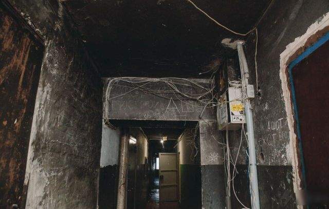 Как выглядит общежитие на главной улице Тюмени