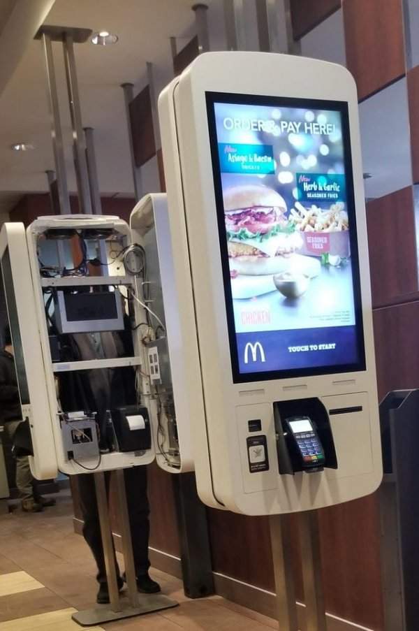 Что прячется за экраном самообслуживания McDonald’s