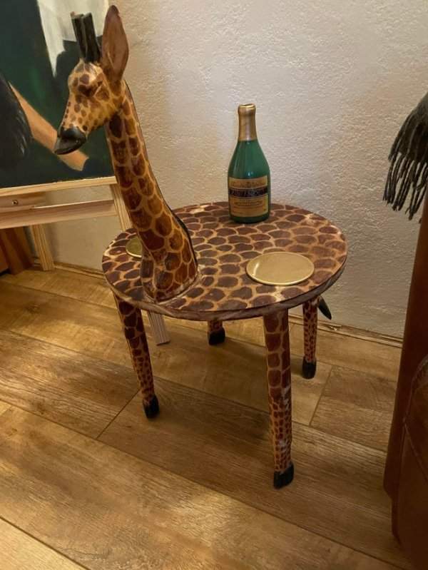 Стол-жираф