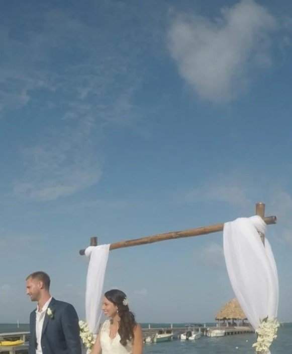 Во время нашей свадьбы в небе появилось облако в форме сердечка