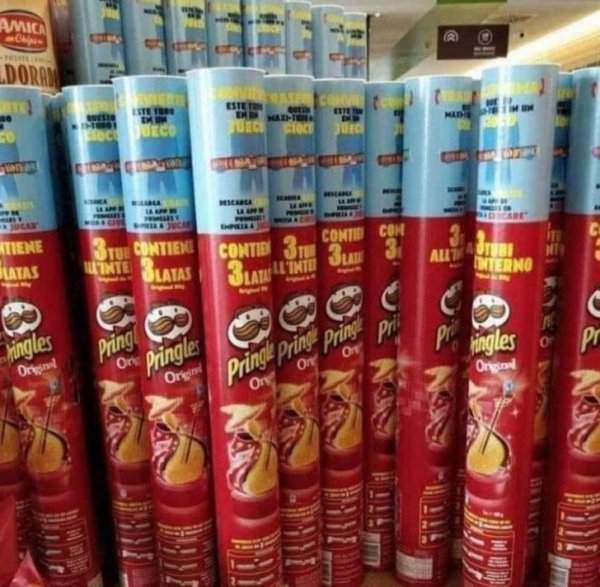 «Недавно узнал, что в Италии продаются метровые тубы чипсов Pringles»