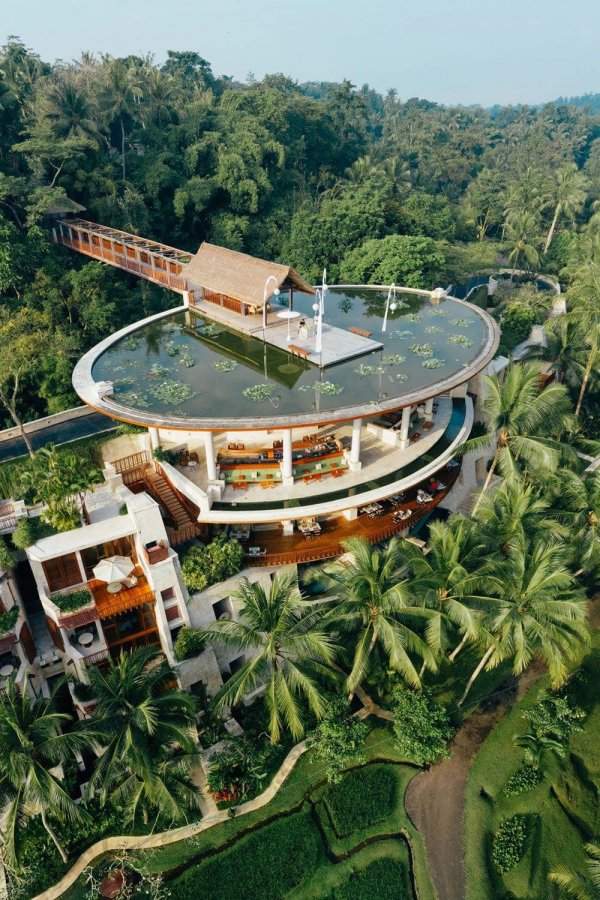 Курортный отель Four Seasons, Бали