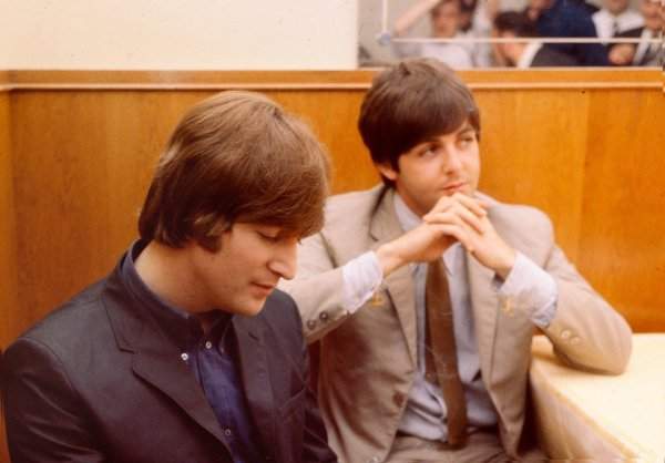 С Джоном Ленноном, 1965 год
