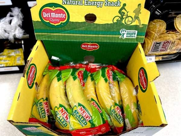 Ещё одни бананы в индивидуальной упаковке