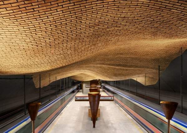 Невероятно красивые станции метро, которые можно считать достопримечательностью города