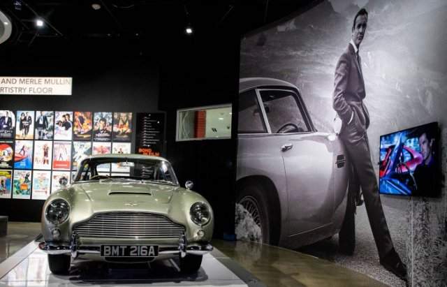 Aston Martin первого Джеймса Бонда продали за $2,4 млн