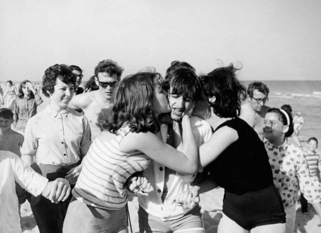 Редкие фотографии с участниками группы The Beatles