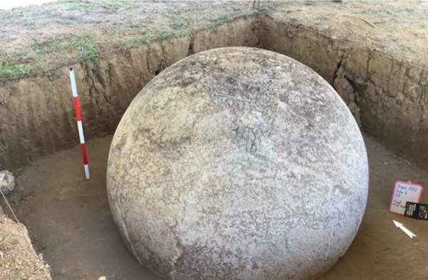 В Коста-Рике находят древние каменные шары, о предназначении которых учёные пока не догадываются