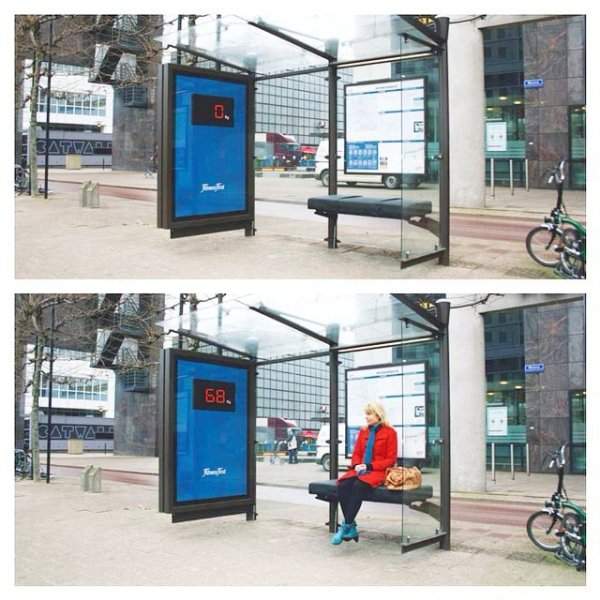 Автобусная остановка со встроенными весами в Нидерландах