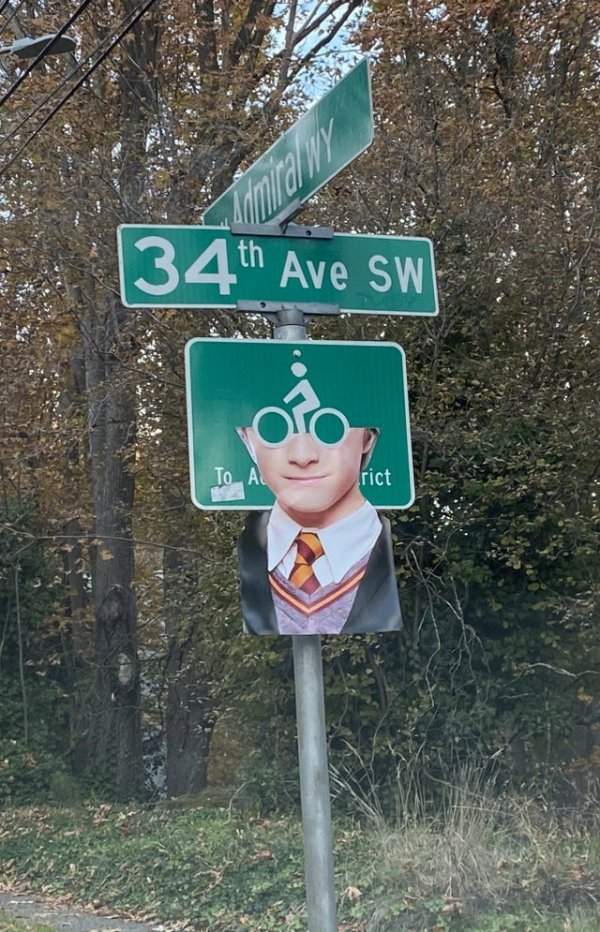 Гарри Поттер — мальчик, который заблудился где-то на шоссе