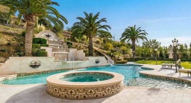 Бритни Спирс продает дом за 11,5 миллионов, который купила полгода назад