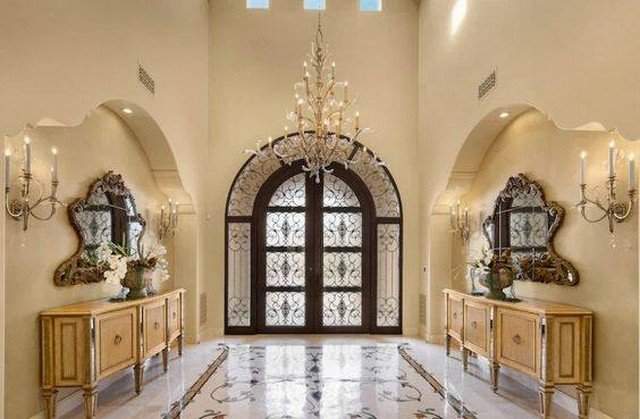 Бритни Спирс продает дом за 11,5 миллионов, который купила полгода назад