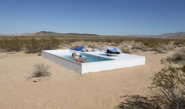 Тайный бассейн в пустыне Мохаве, Калифорния