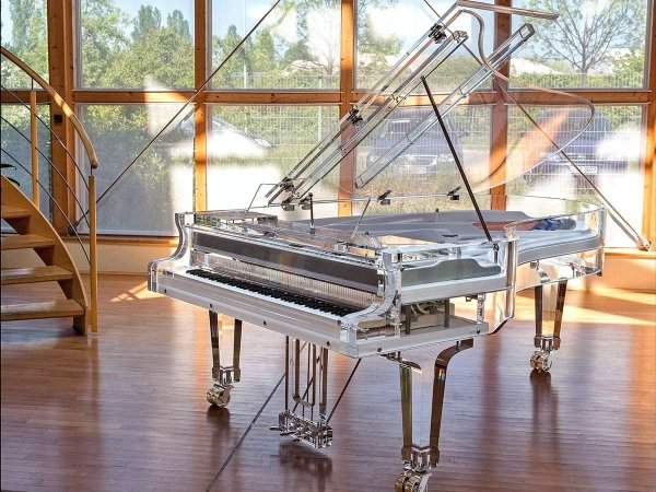 Рояль «Heintzman Crystal» — 3,22 миллиона долларов