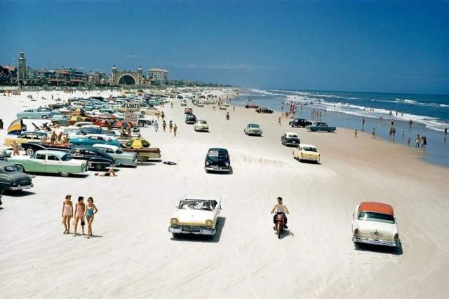 Ретро снимок на пляже Дейтона-Бич, США, 1957 год