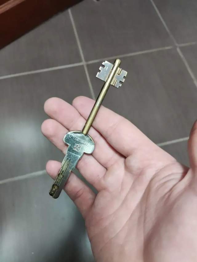 Двойной ключ