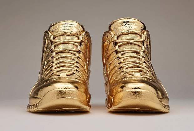 Кроссовки Solid Gold OVO x Air Jordan — 2 миллиона долларов