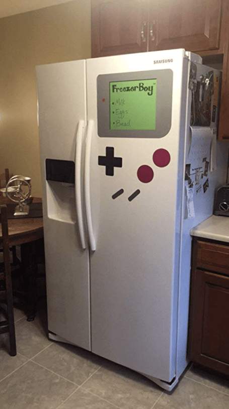 Магнитики, которые превратят ваш холодильник в геймбой
