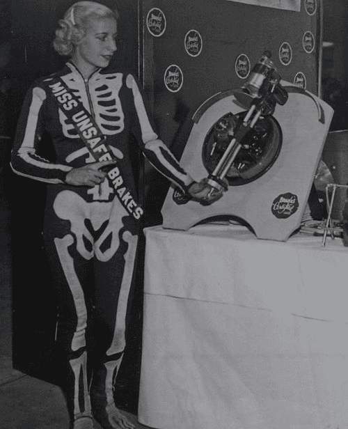 Победительница конкурса красоты Мисс Небезопасные тормоза, 1939 год